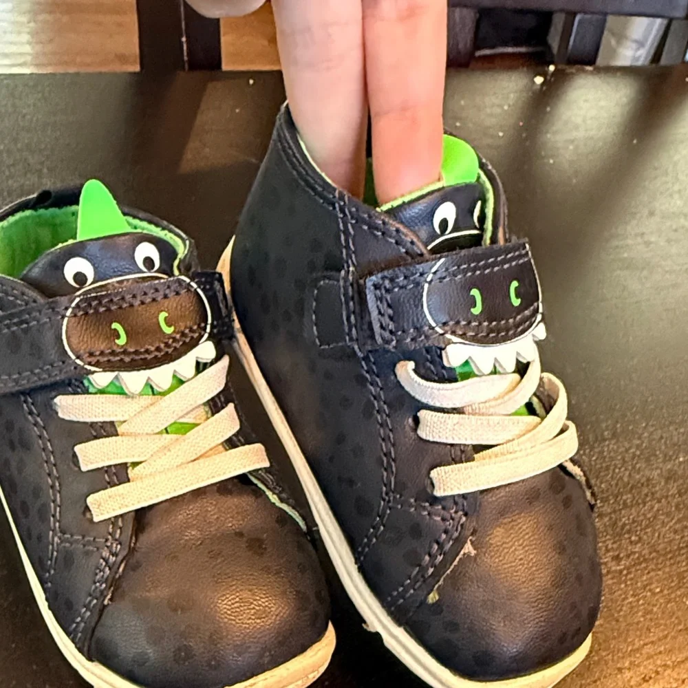 Carters pre owned